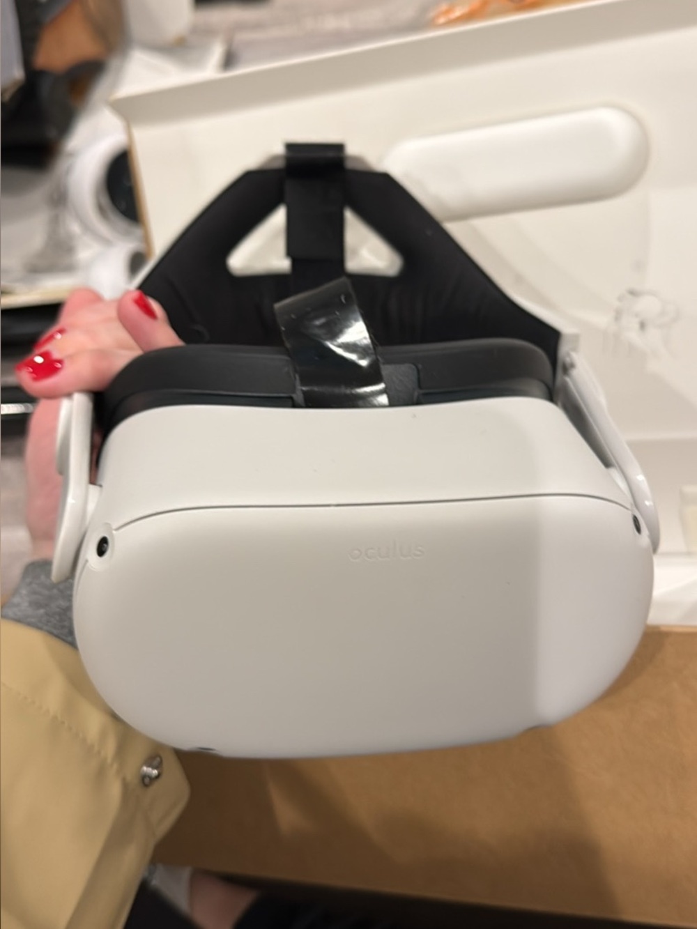 Oculus meta quest 2 virtual reality headset